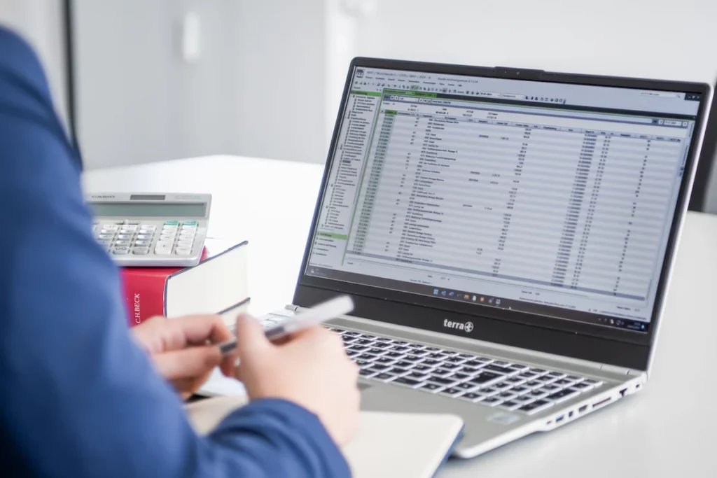 alp-steuerberatung-am-hofgarten-duesseldorf-finanzbuchhaltung